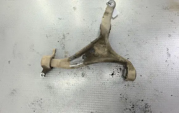 Mercedes-Benz ML W166 Front lower control arm/wishbone 16603