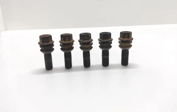 Volkswagen Transporter - Caravelle T5 Nuts/bolts 