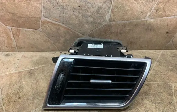 Mercedes-Benz GLS X166 Dashboard air vent grill cover trim A1668309200