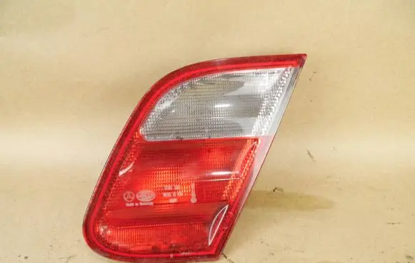 Mercedes-Benz CLK A208 C208 Rear/tail lights