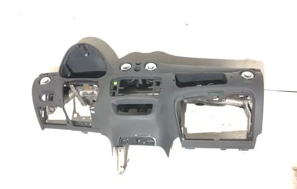 Citroen C3 Dashboard 9637995880 1815215016