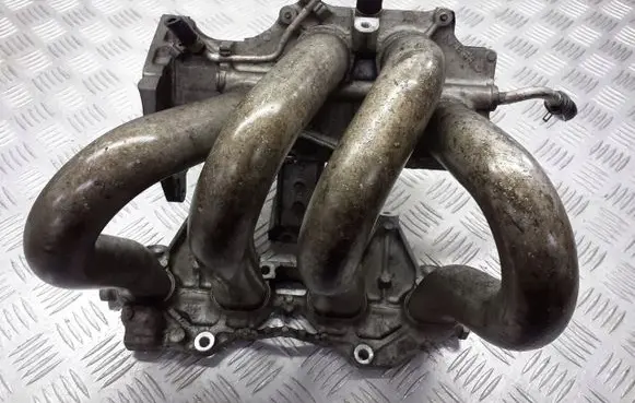 Nissan Primera Intake manifold