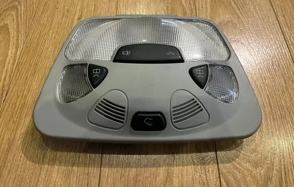 Front seat light