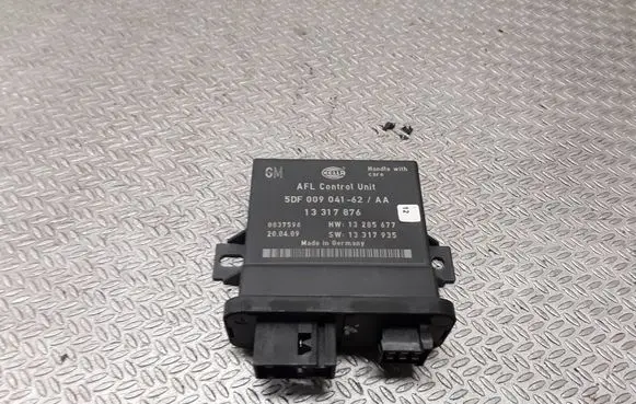 Opel Insignia A Light module LCM 13317876 13285677 13317935