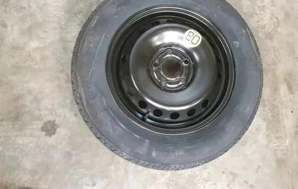 Nissan Qashqai R16 spare wheel