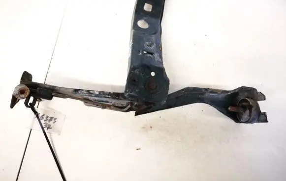 Audi A6 S6 C4 4A Radiator support slam panel