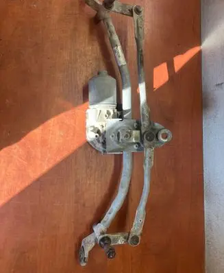 BMW X4 F26 Front wiper linkage and motor 1137328561 H3599S3921 1535715723