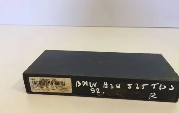 BMW 5 E34 Comfort/convenience module 8355139 084659057 001035401