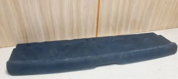 Parcel shelf