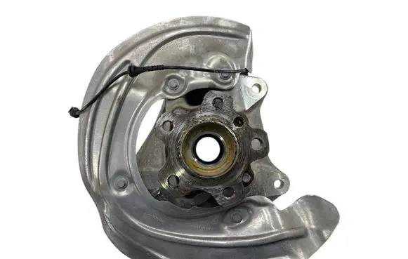 BMW X3 G01 Front wheel hub spindle knuckle 6882595 31216882595 6870529