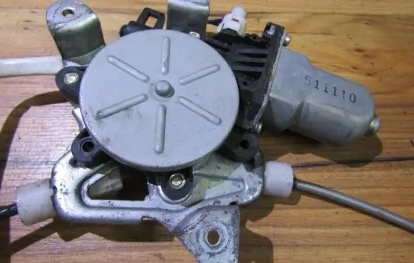 Front door window regulator motor