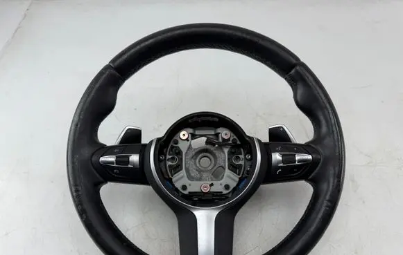 BMW 4 F32 F33 Steering wheel 60029990 S9900900