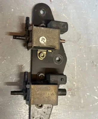Audi A6 S6 C5 4B Turbo solenoid valve 028906283H 03T097 1503