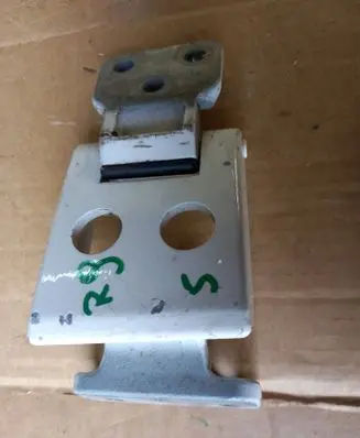 Volkswagen Crafter Rear door lower hinge 7C0827152