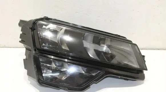 Skoda Karoq Headlight/headlamp