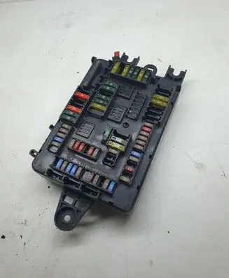 BMW X5 F15 Fuse module B010147500 16091011
