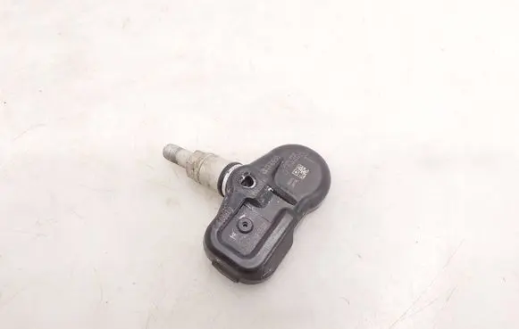 Nissan Juke I F15 Tire pressure sensor 157021394B CCAI14LP0750T5 PMVCA14