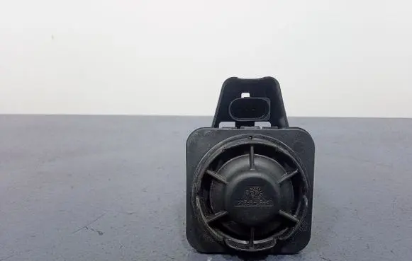 Volkswagen PASSAT CC Horn signal 5Q0951605A