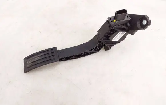 Ford Mustang Mach-E Accelerator throttle pedal LJ9C9F836AA