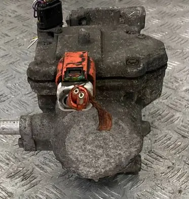 Toyota Camry VIII XV70 Air conditioning (A/C) compressor (pump) 0422000391 8837033010 HAMU4079754