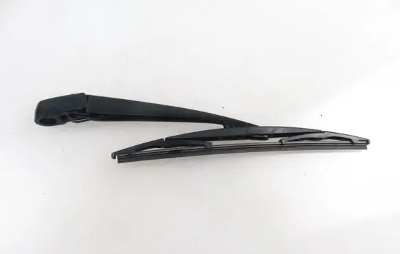 Mitsubishi Outlander Rear wiper blade arm 