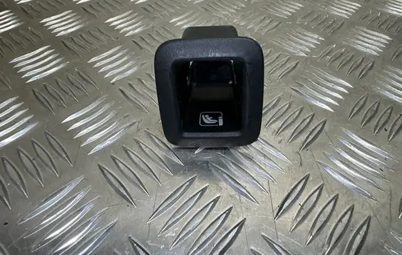Volkswagen PASSAT B8 ISOFIX cover 3G0887233B