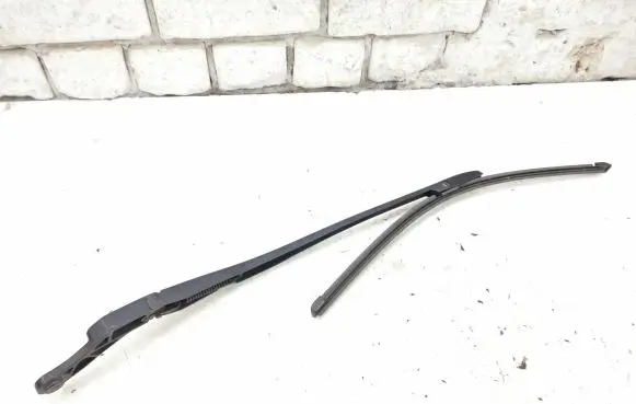 Audi A6 S6 C5 4B Front wiper blade arm 4B1955408D