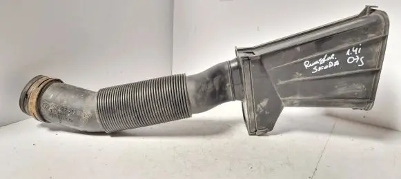 Skoda Roomster (5J) Air intake hose/pipe 6q0129618k