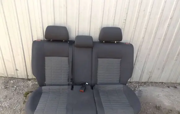 Volkswagen Cross Polo Front double seat 