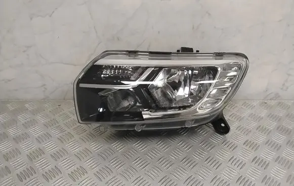 Dacia Sandero Headlight/headlamp 260605665R