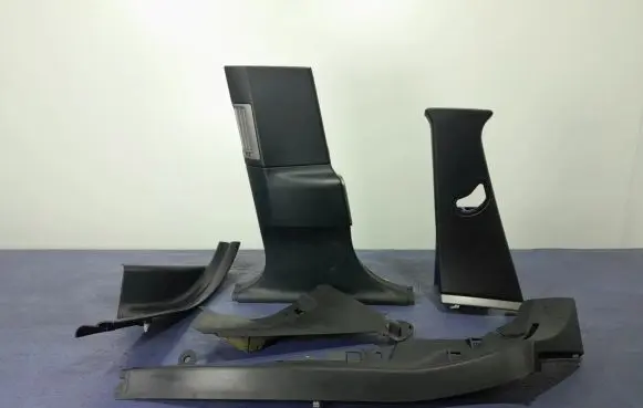 BMW 7 E65 E66 Other sill/pillar trim element 7004447