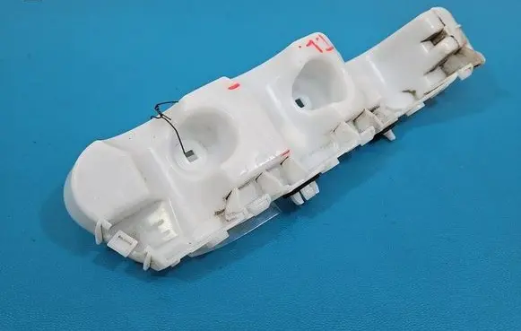 Dacia Duster III Rear bumper mounting bracket 850453061R IMPRK1571699