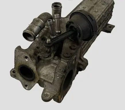 Dodge Caliber EGR valve cooler 03G131513K 225916507 3255536