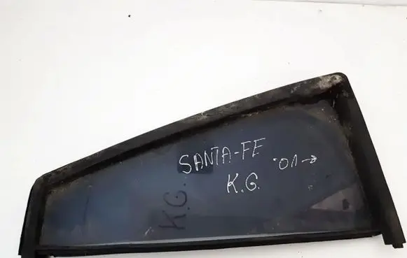 Hyundai Santa Fe Rear vent window glass 