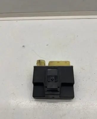 Peugeot 508 II Glow plug pre-heat relay 9662570880 018010953