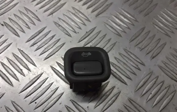 Honda CR-V Tailgate lock latch BRAK