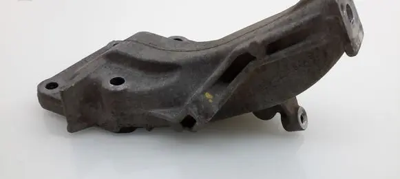 Mercedes-Benz A W169 Engine mounting bracket A2662230604