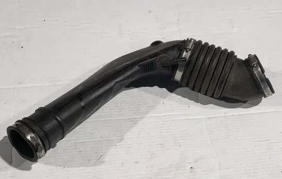 Ford C-MAX II Air intake hose/pipe BV61-9C623-ED