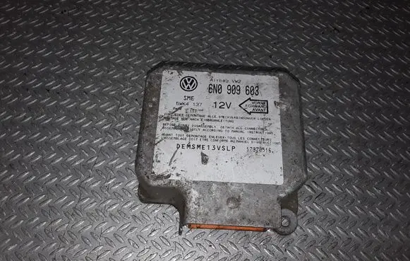 Volkswagen Golf III Airbag control unit/module 6N0909603 5WK4137