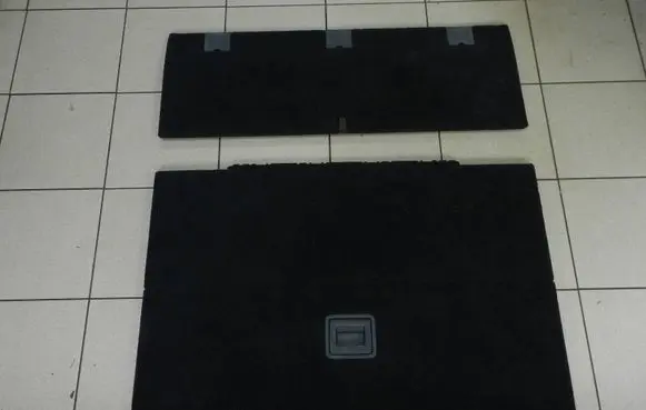 Volkswagen Golf VI Trunk/boot floor carpet liner 1k9868845e 1k9868845 1K9868845E4ES