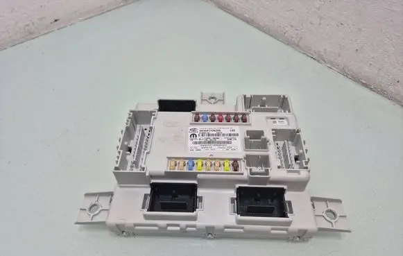 Alfa Romeo Giulia Fuse module 503441720205