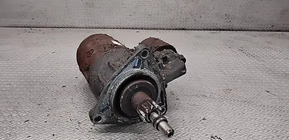 Volkswagen Transporter - Caravelle T4 Starter motor 