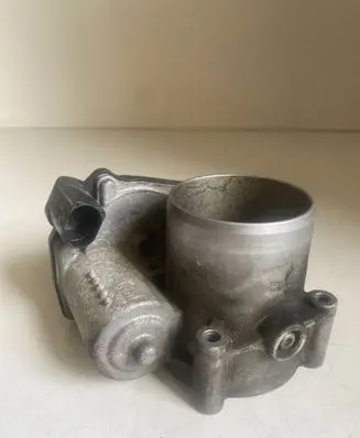 Volkswagen Scirocco Throttle valve 03C133062S A2C53367619 03C133062AA
