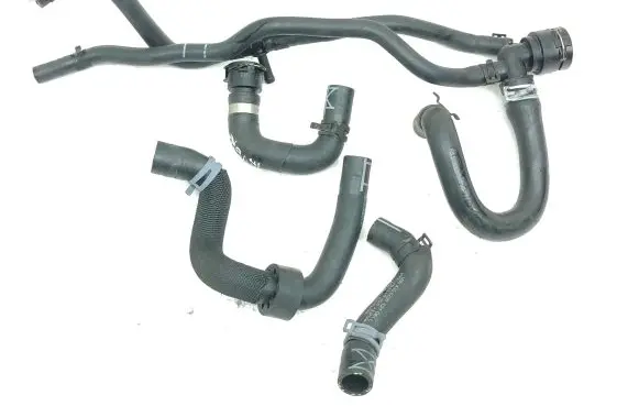 Cupra Formentor Engine coolant pipe/hose 5WA122101AJ 5Q0121061