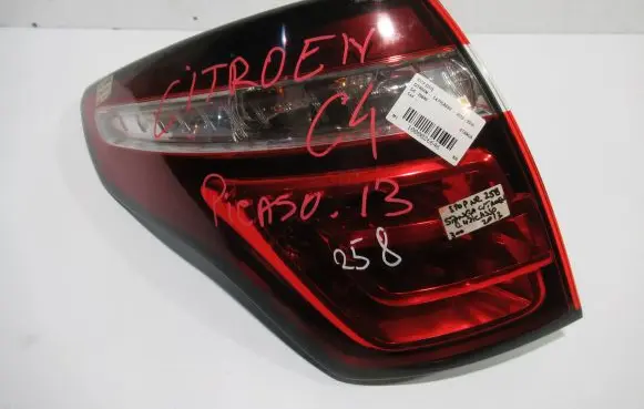 Citroen C4 I Picasso Rear/tail lights