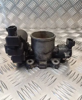 Toyota Avensis T250 Throttle valve 1923002010 9H24