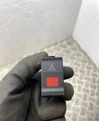 Audi 80 90 B3 Hazard light switch 4A0941509 SAE0C89