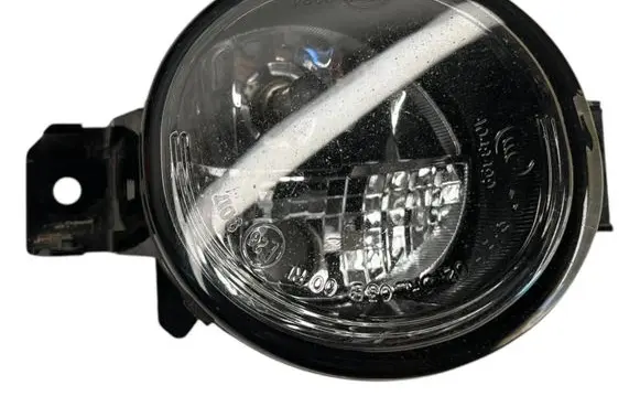Nissan Pulsar Front fog light 01067911 261551ha03