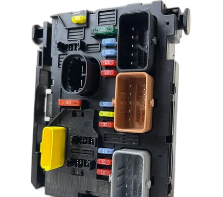 Peugeot 207 Fuse box set 9659741880 L04