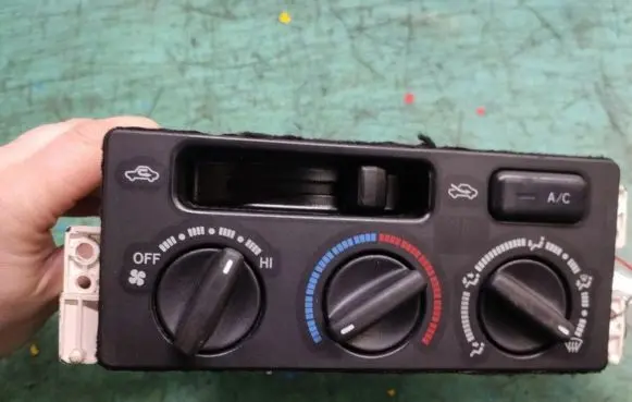 Toyota Avensis T220 Climate control/heater control trim IMPRK1367717